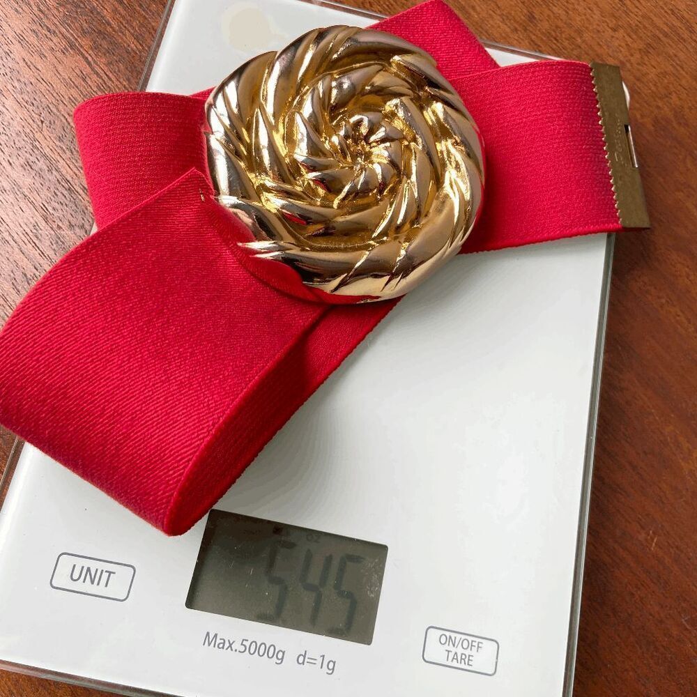 Vintage Deadstock 1985 Pearl Red Elastic Belt w/ Large Golden Metal Pinwheel Buc